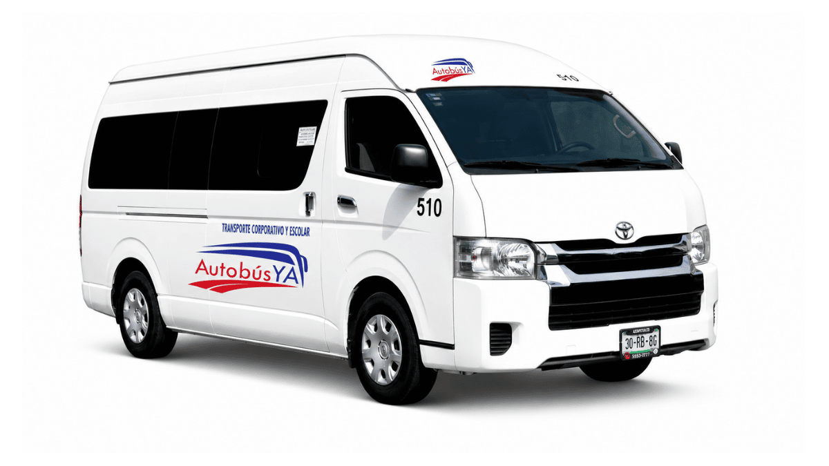 TOYOTA HIACE FRENTE